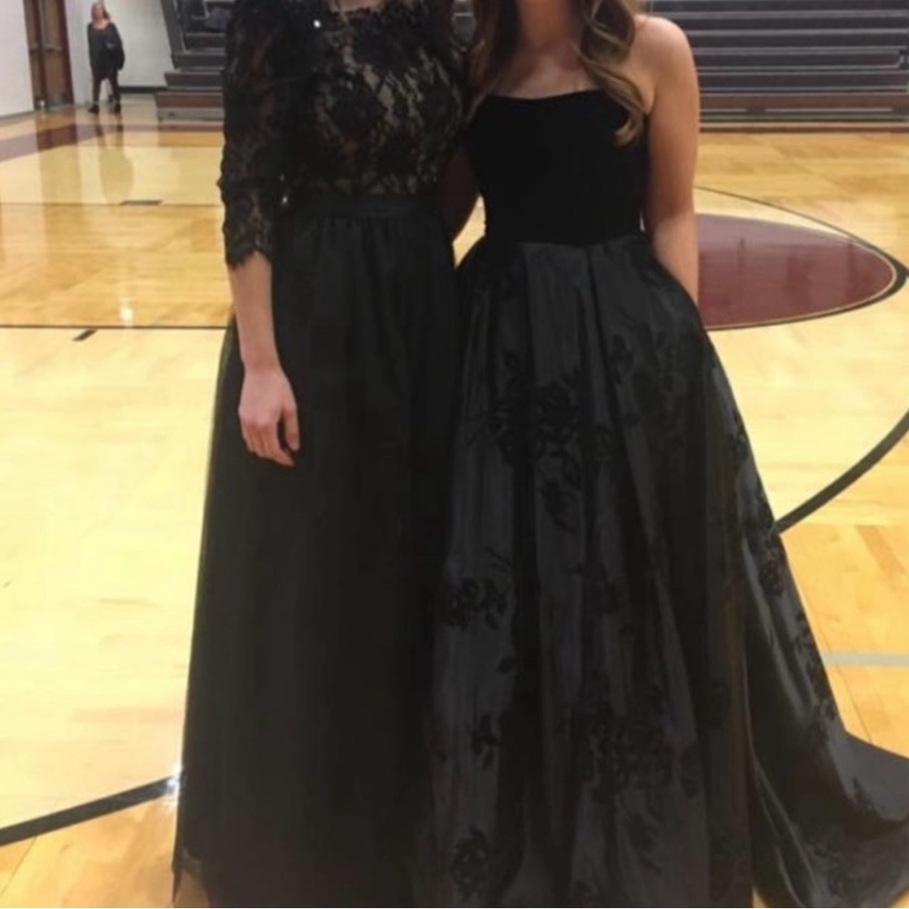 SHERRI HILL BALLGOWN